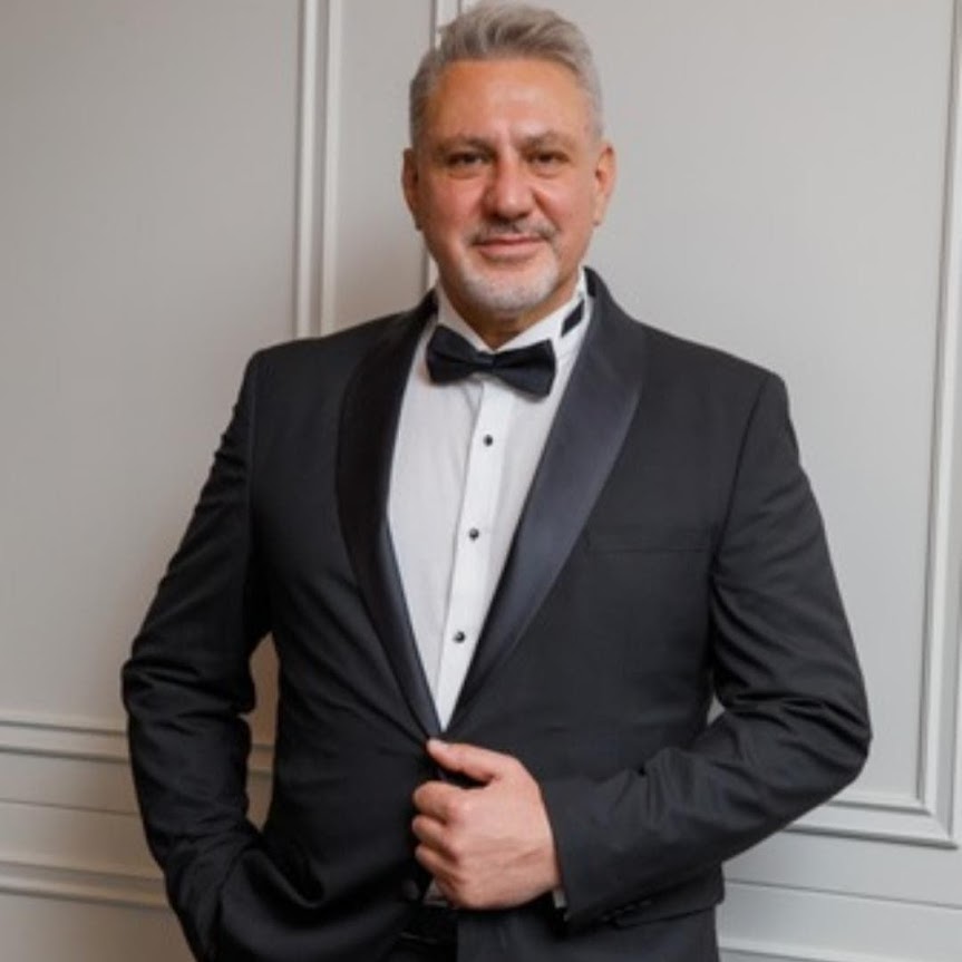 Op. Dr. Vedat Ali Canoğlu